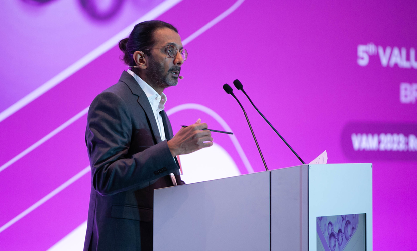 Arun Narayan, presidente del Grupo de Medicamentos con Valor Añadido de Medicines for Europe 